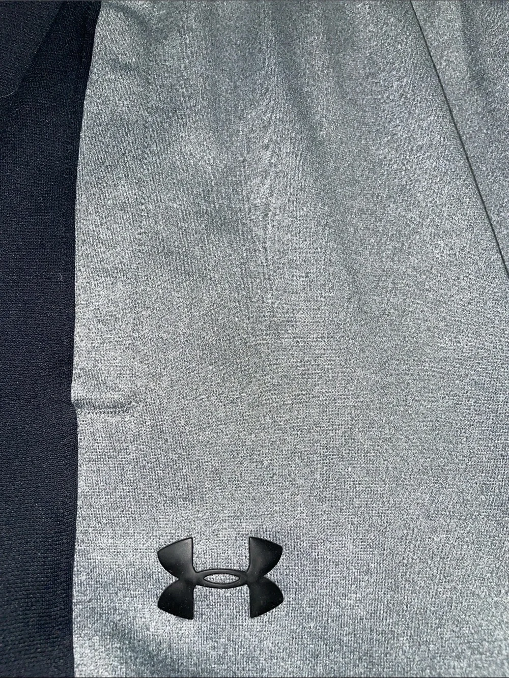 Under Armour Grey and Black Athletic Pants size Large - Picture 3 of 6